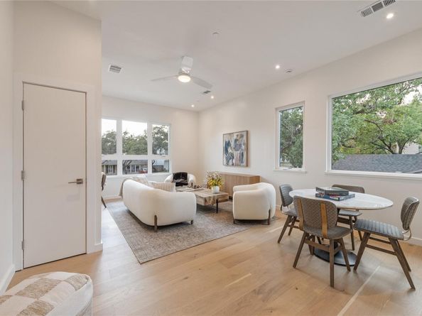 4000 Greystone DR, Austin TX 78731