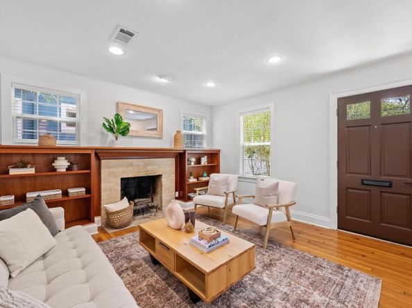 3713 Robinson Ave, Austin TX 78722