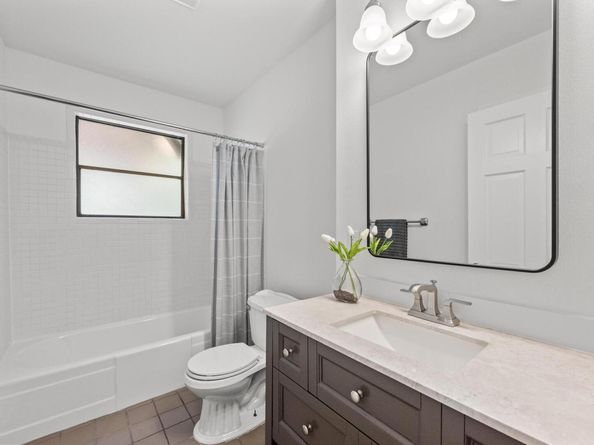 3713 Robinson Ave, Austin TX 78722