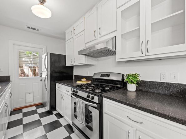 3713 Robinson Ave, Austin TX 78722