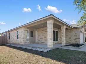 1016 Flanagan DR, Leander TX 78641