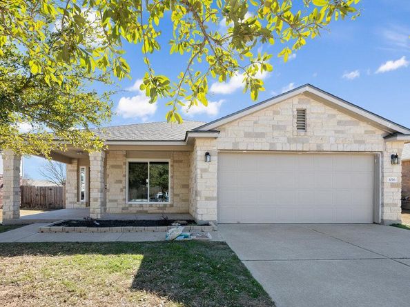 1016 Flanagan DR, Leander TX 78641