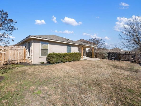 1016 Flanagan DR, Leander TX 78641