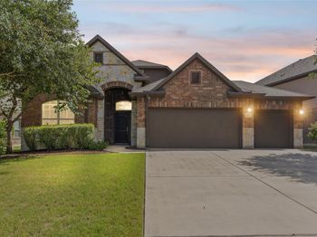 17900 Crimson Apple WAY