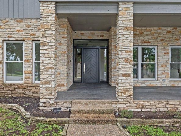 201 Crescent BLF, Lakeway TX 78734