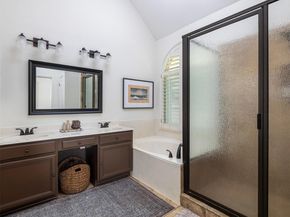 300 N Carriage Hills DR, Georgetown TX 78626