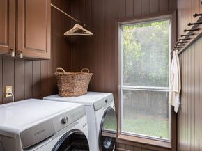 300 N Carriage Hills DR, Georgetown TX 78626