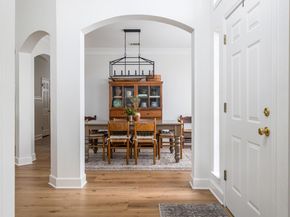 300 N Carriage Hills DR, Georgetown TX 78626