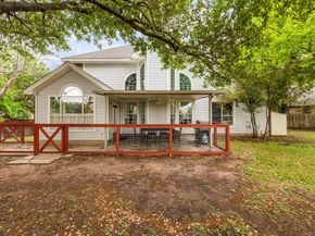 300 N Carriage Hills DR, Georgetown TX 78626