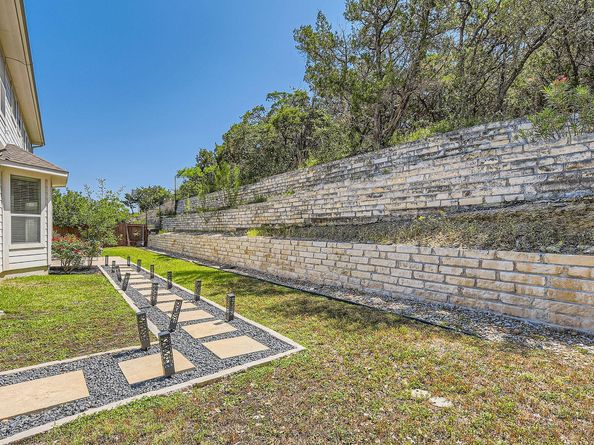 7701 Crackling Creek DR, Austin TX 78736