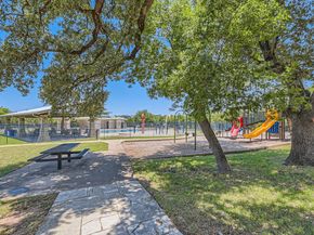 7701 Crackling Creek DR, Austin TX 78736