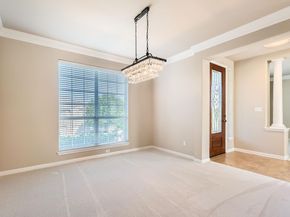 7701 Crackling Creek DR, Austin TX 78736
