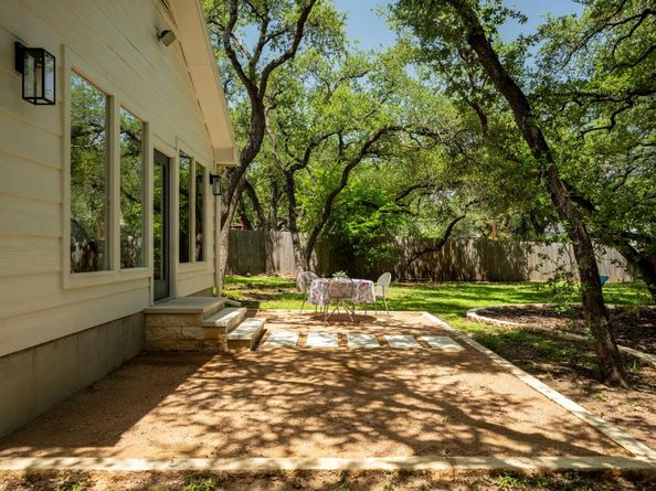 5816 Secrest DR, Austin TX 78759