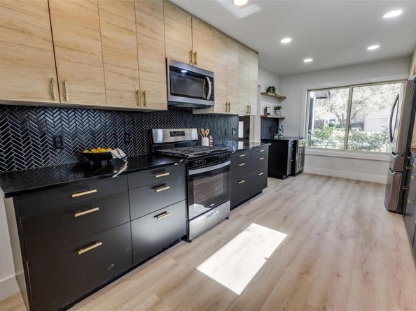 4209 Everest LN, Austin TX 78727