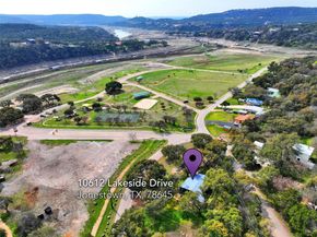 10612 Lakeside DR, Jonestown TX 78645