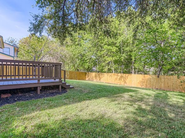 8011 Scotland Yard, Austin TX 78759