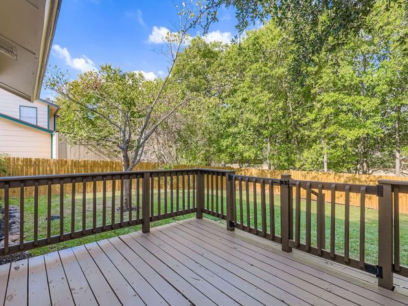 8011 Scotland Yard, Austin TX 78759