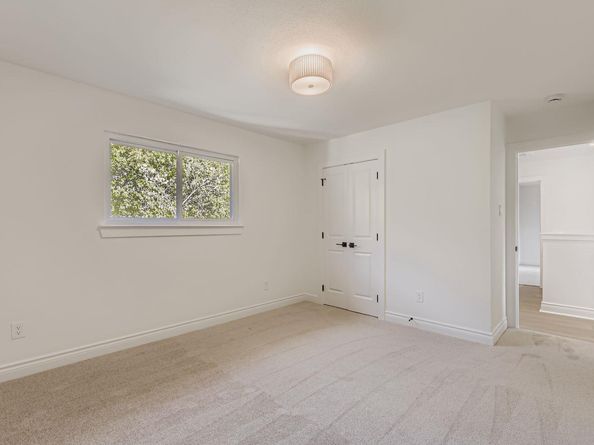 8011 Scotland Yard, Austin TX 78759