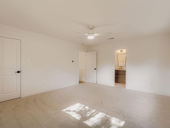 8011 Scotland Yard, Austin TX 78759