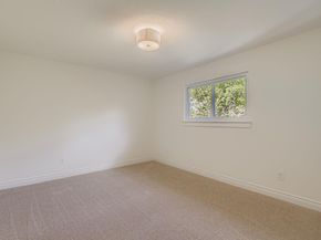 8011 Scotland Yard, Austin TX 78759