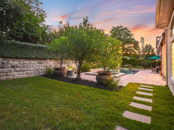 105 Whitley DR, Austin TX 78738