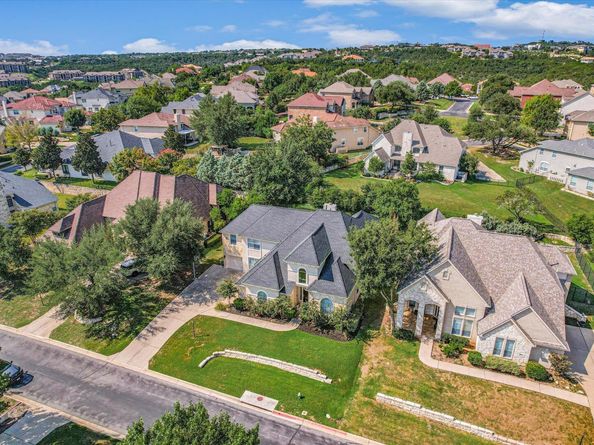 105 Whitley DR, Austin TX 78738