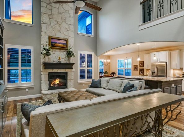 105 Whitley DR, Austin TX 78738