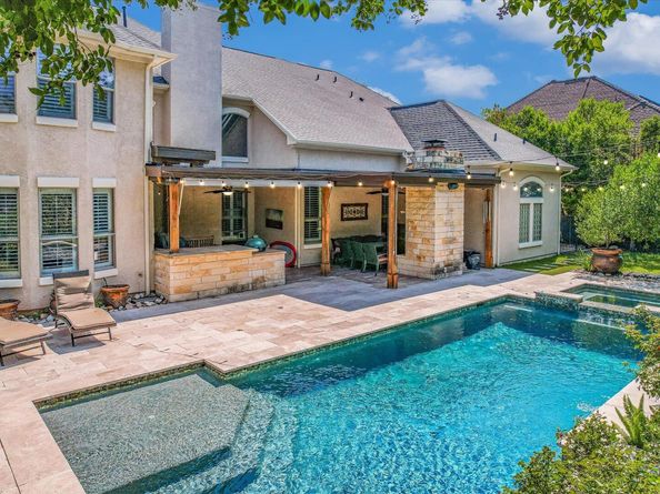 105 Whitley DR, Austin TX 78738