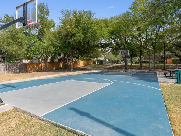 1240 Pine Forest CIR, Round Rock TX 78665