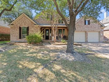 1240 Pine Forest CIR