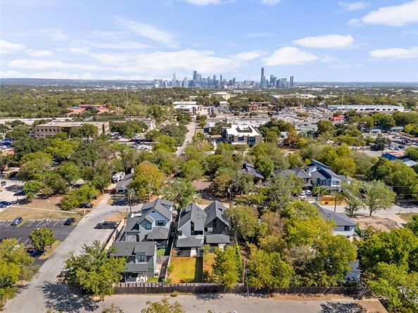 613 Clifford DR A, Austin TX 78745