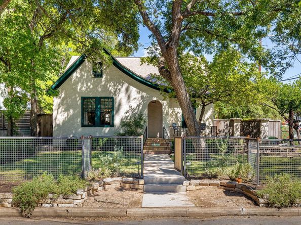 2825 Shoal Crest Ave, Austin TX 78705