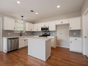 1112 Chardonnay XING, Leander TX 78641