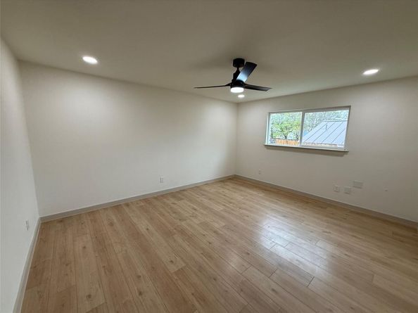 1402 Cardinal Hill DR, Austin TX 78758