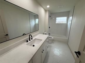 1402 Cardinal Hill DR, Austin TX 78758