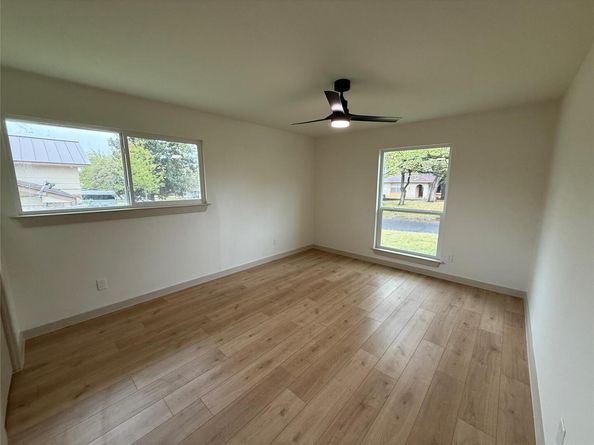1402 Cardinal Hill DR, Austin TX 78758