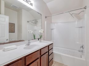 19328 Wt Gallaway ST, Manor TX 78653