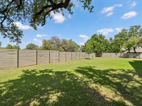 101 Wolf Ridge RD, Georgetown TX 78628