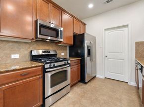 9412 Beechnut DR, Austin TX 78748