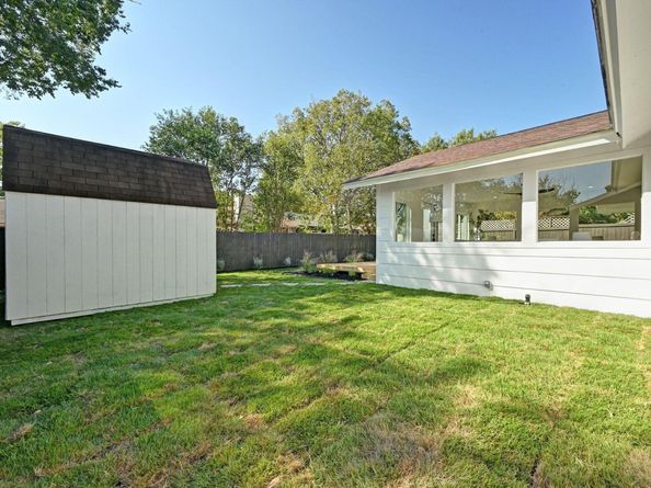 409 Thistlewood DR, Austin TX 78745