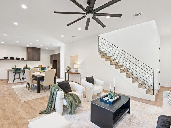 4407 Merle DR A, Austin TX 78745