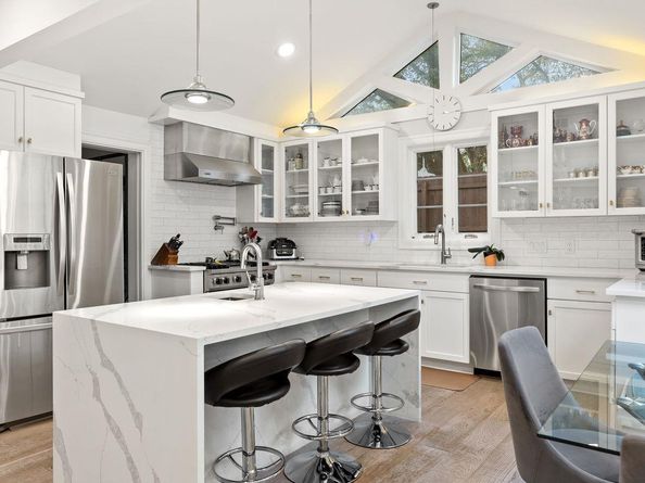 1703 Meadowbrook DR, Austin TX 78703