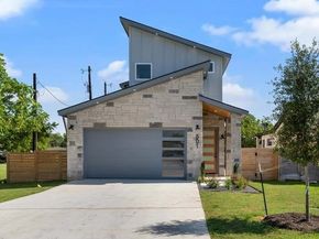 501 E Burton ST, Manor TX 78653