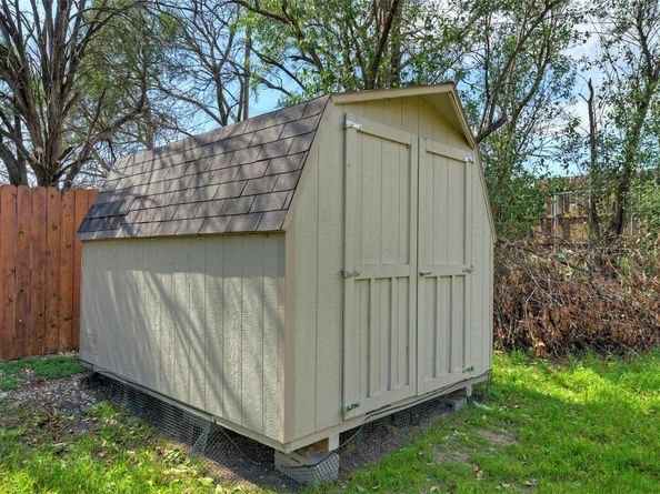 7208 BENNETT Ave, Austin TX 78752