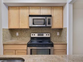 3204 Menchaca RD 105, Austin TX 78704