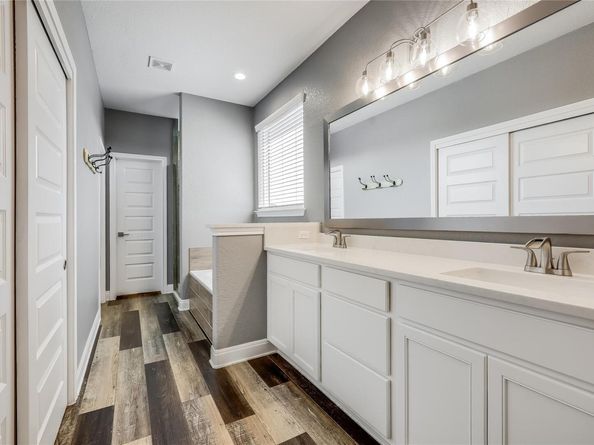 3701 Boone DR, Lago Vista TX 78645
