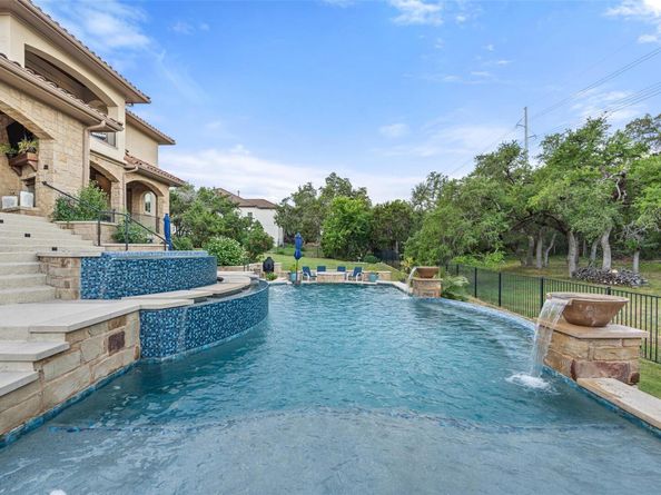 303 Bella Montagna CIR, Austin TX 78734