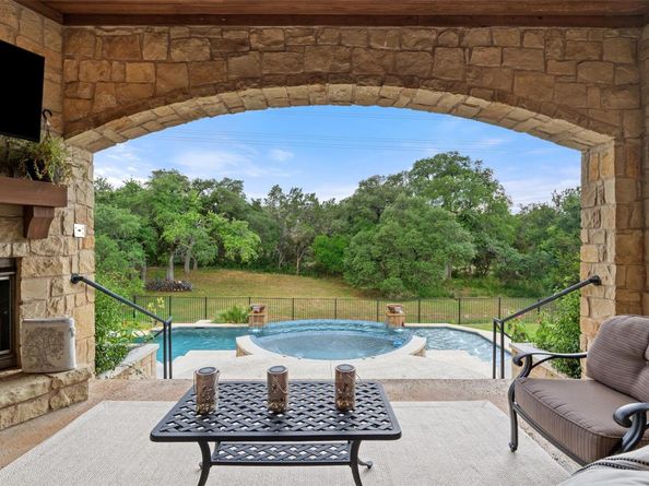 303 Bella Montagna CIR, Austin TX 78734