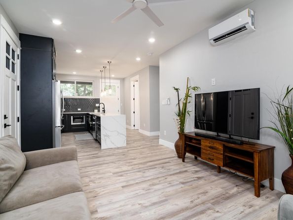 7905 & 7907 Tiffany DR, Austin TX 78749