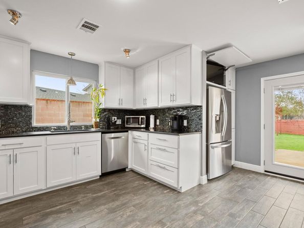7905 & 7907 Tiffany DR, Austin TX 78749